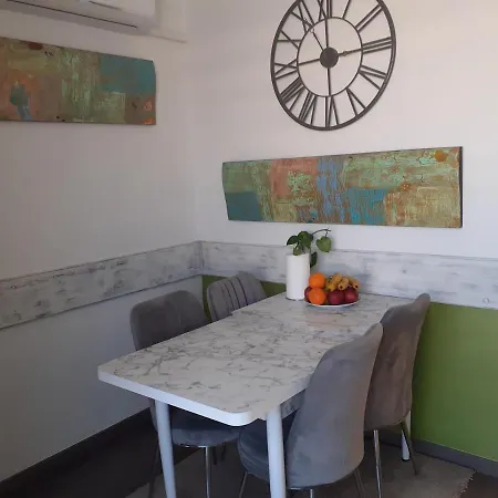 Gasthuis Cosy By The Sea 3*