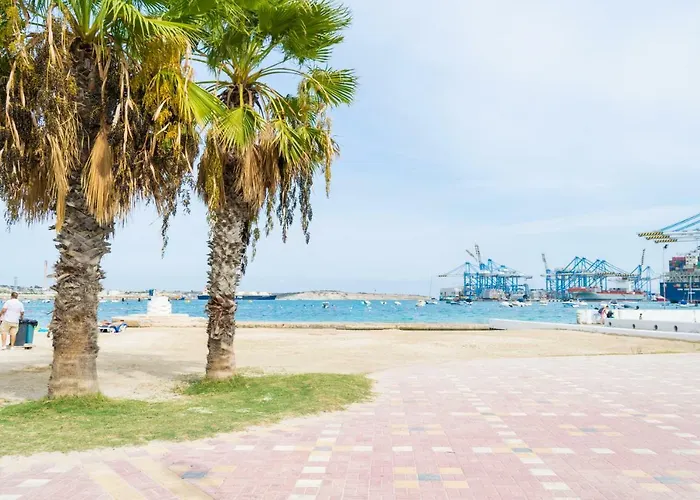 Cosy By The Sea 3* Birżebbuġa